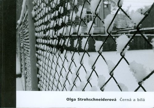 Černá a bílá
