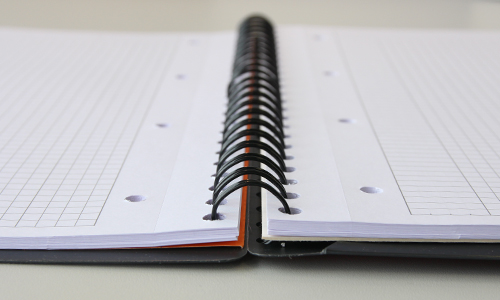 Zápisník Oxford A4+ INT Meetingbook štvorček