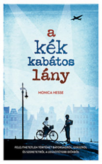 A kék kabátos lány