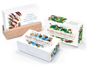 Kniha Kapky moudrosti srdce I. s dřevěným stojánkem