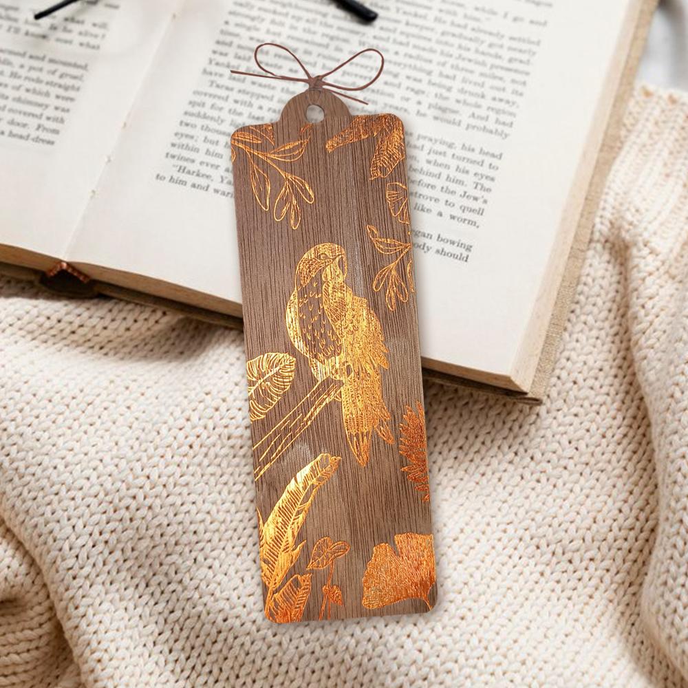 Drevená záložka Papagáj Cozywood
