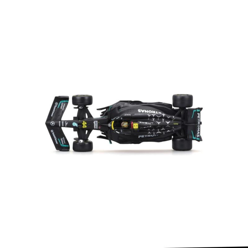 Bburago 1:43 RACE Formula F1 - Mercedes-AMG F1 W14 E Performance (2023) 63 (George Russell) - with driver and decorative box