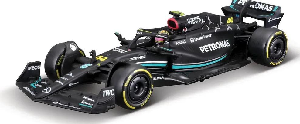 Bburago 1:43 RACE Formula F1 - Mercedes-AMG F1 W14 E Performance (2023) 44 (Lewis Hamilton) - with driver and decorative box