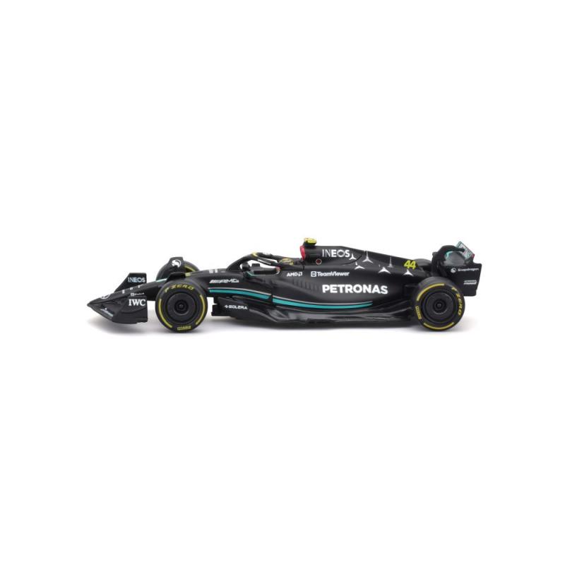 Bburago 1:43 RACE Formula F1 - Mercedes-AMG F1 W14 E Performance (2023) 44 (Lewis Hamilton) - with driver and decorative box