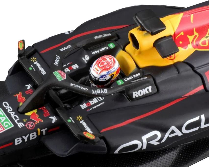 Bburago 1:43 RACE Formula F1 - Red Bull Racing RB19 (2023) 1 (Max Verstappen) - with driver and decorative box
