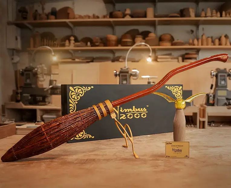 Metla Harry Potter Nimbus 2000 Junior