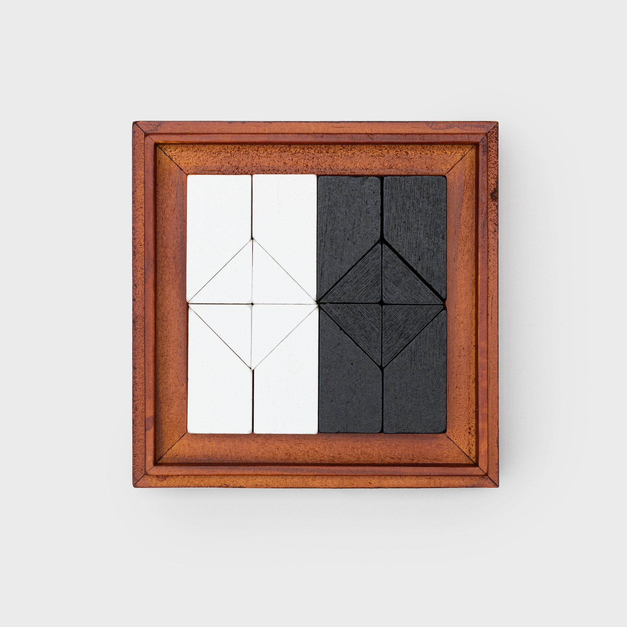 Iron & Glory Tangram puzzle