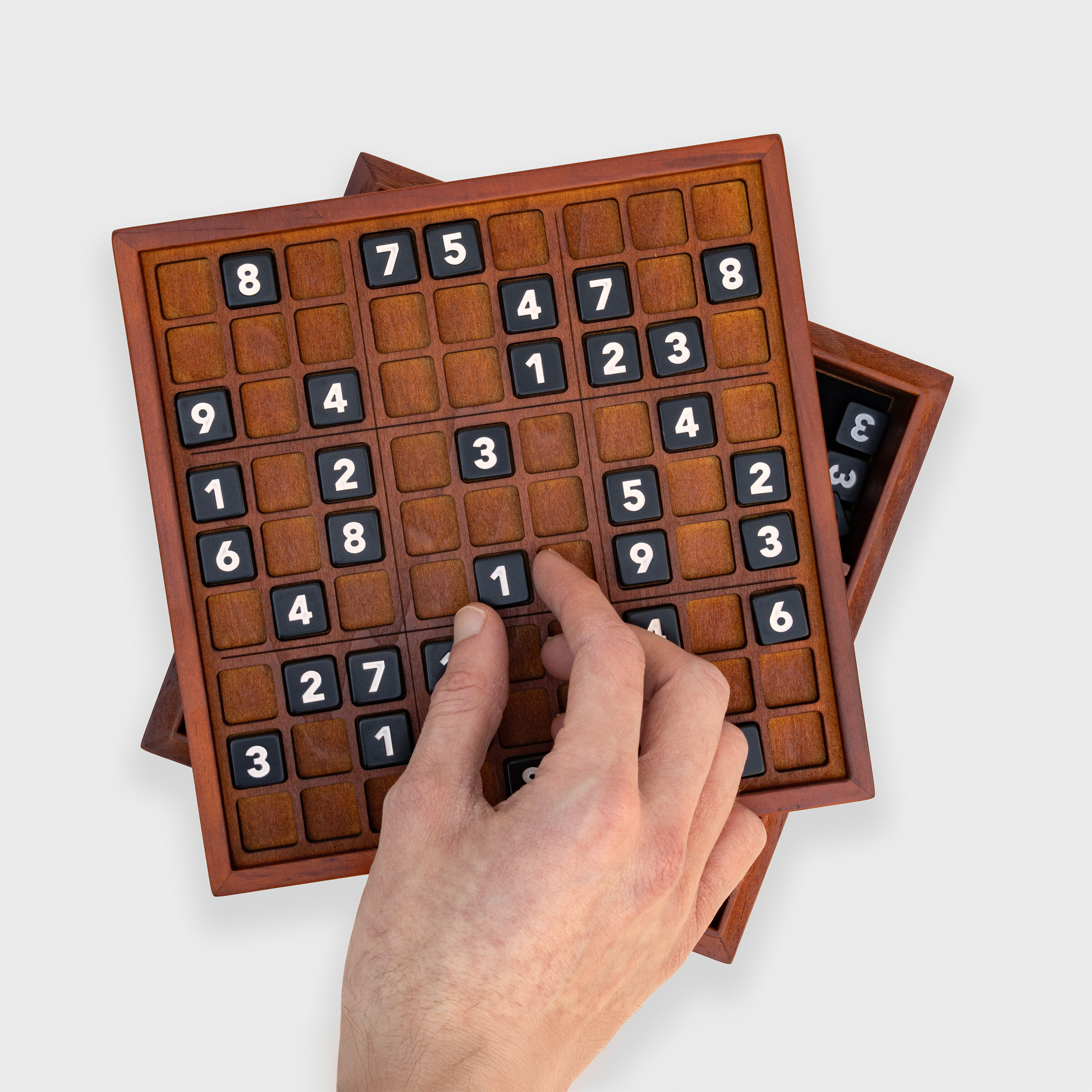 Iron & Glory Deluxe Sudoku hra