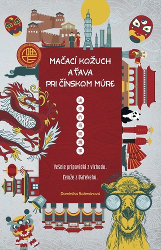 Mačací kožuch a ťava pri Čínskom múre