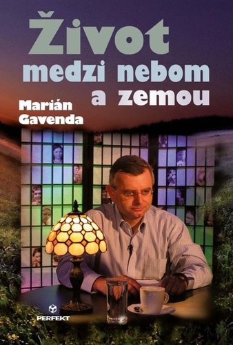 Život medzi nebom a zemou kúpite na Panta Rhei