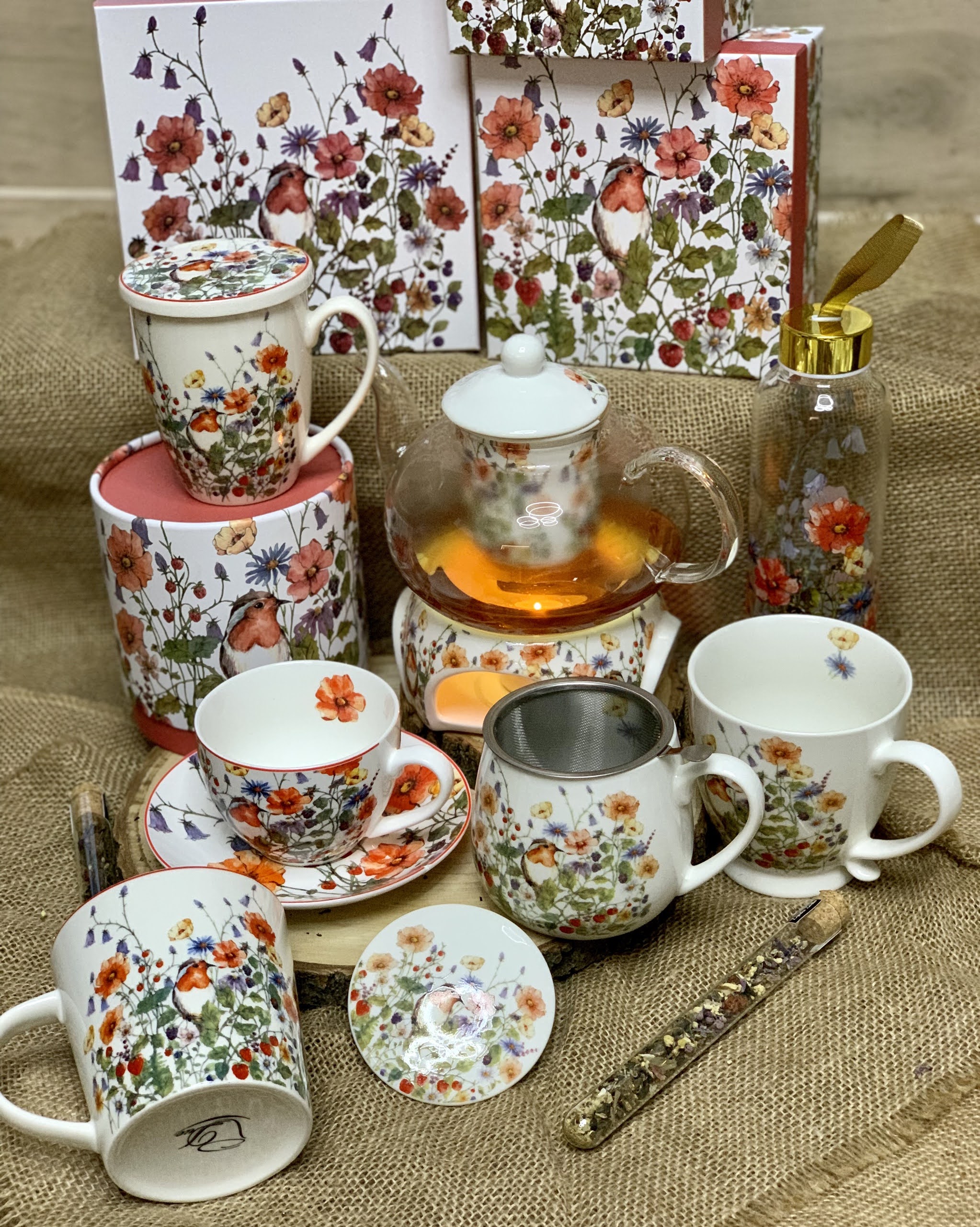 Porcelánový hrnček so sitkom a krytom Wild Bird - Divý vták 380 ml