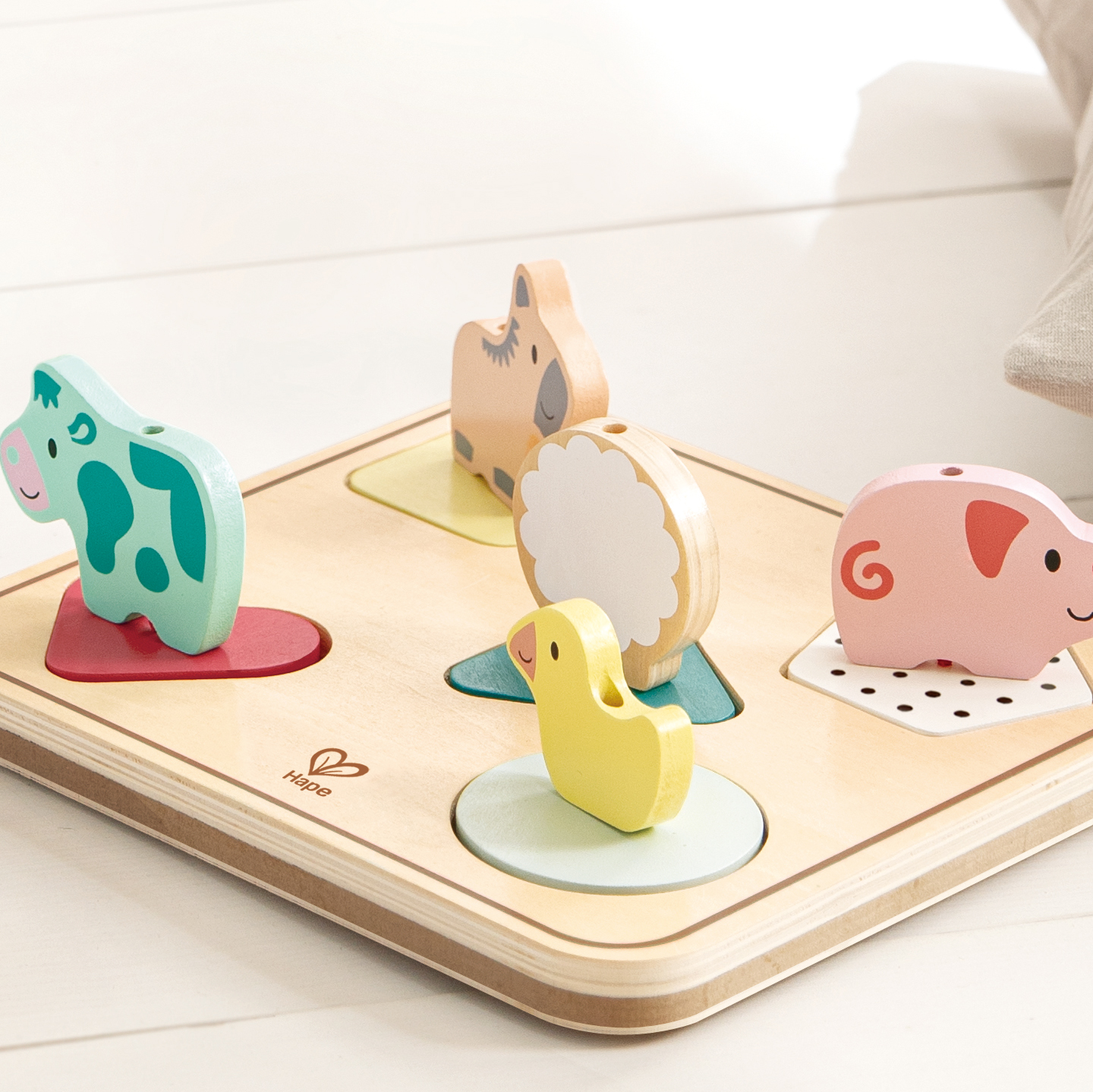 Drevené zvieracie puzzle so zvukom HAPE