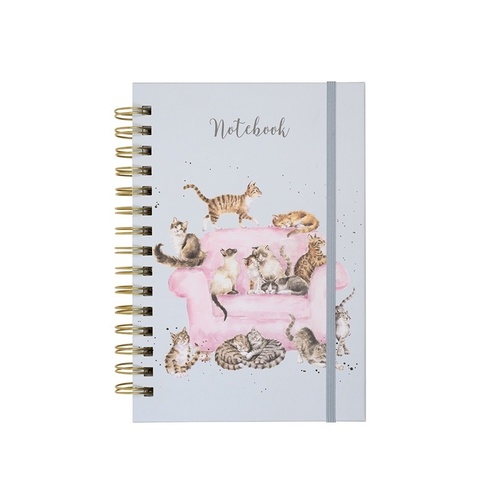 Zápisník s hrebeňovou väzbou A5 "Cattitude" Wrendale Designs – mačičky na gauči