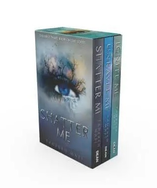Shatter Me 3 volumes book set