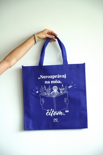 Modrá taška Nerozprávaj na mňa