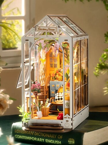 Drevené 3D puzzle Živá kniha – Skleník s LED osvetlením