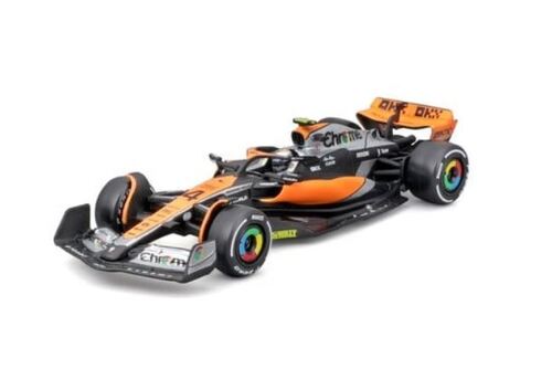 Bburago 1:43 RACE Formula F1 - McLaren F1 Team MCL38 (2024) 4 (Lando Norris) - with driver