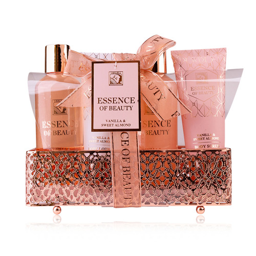 Set kúpeľový ESSENCE OF BEAUTY v kovovej vaničke, vr. 160 ml gél sprchový, 160 ml pena do kúpeľa, 75 ml mlieko telové, 75 ml peeling telový, vôňa: vanilka a sladká mandľa