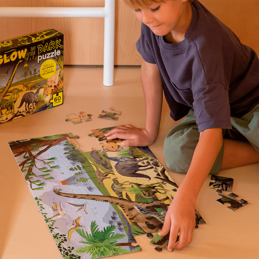 APLI Puzzle svietiace v tme Dinosaury 60 dielikov
