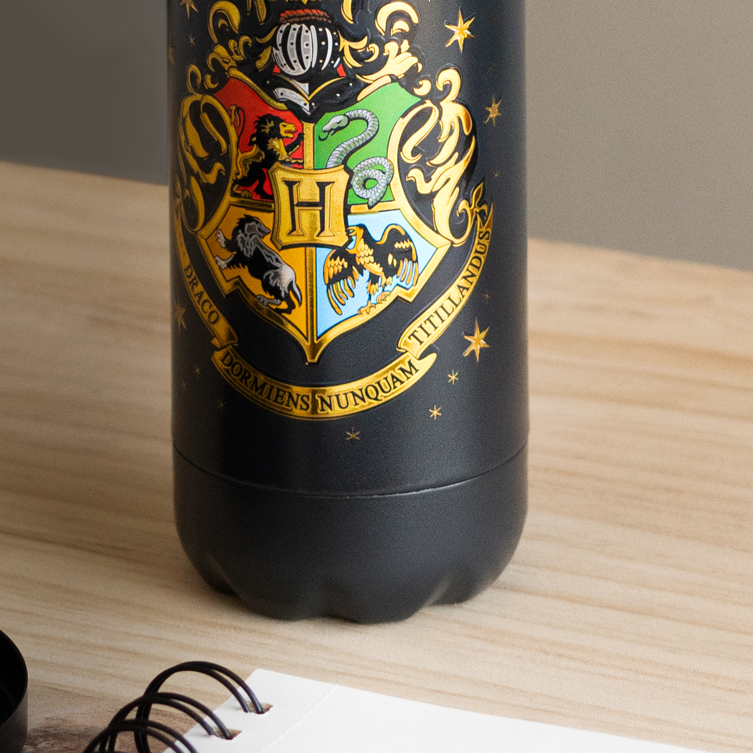 HARRY POTTER ROKFORT 500ML KOVOVÁ FĽAŠA NA TEPLÉ A STUDENÉ NÁPOJE