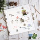 Scrapbook album s hrebeňovou väzbou 