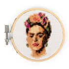 Kikkerland Mini súprava na vyšívanie Frida