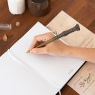 HARRY POTTER LUMOS MAXIMA PRÉMIOVÝ ZÁPISNÍK A5 SO SVETLOM
