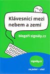Klávesnicí mezi nebem a zemí