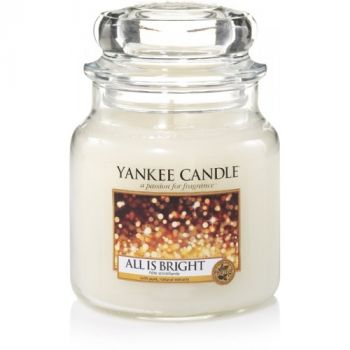 Yankee Candle sviečka stredná All is Bright