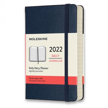 Diár MOLESKINE 2022 denný tvrdý modrý S