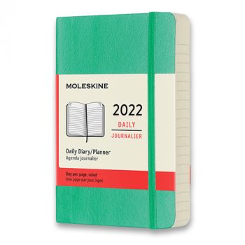 Diár MOLESKINE 2022 denný mäkký sv. zelený S
