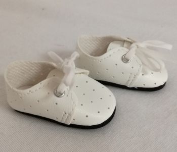 Topánočky biele s bodkami na šnurovanie pre 32 cm bábiky