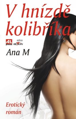 V hnízdě kolibříka