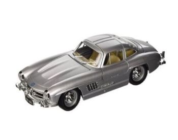 Bburago 1:24 Mercedes Benz 300SL Silver