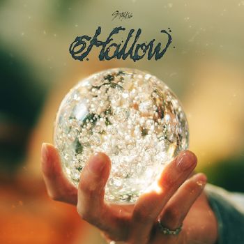 Stray Kids - Hollow (Japan Import Regular edition) CD