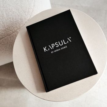 Kapsula by Mirka Dobiš