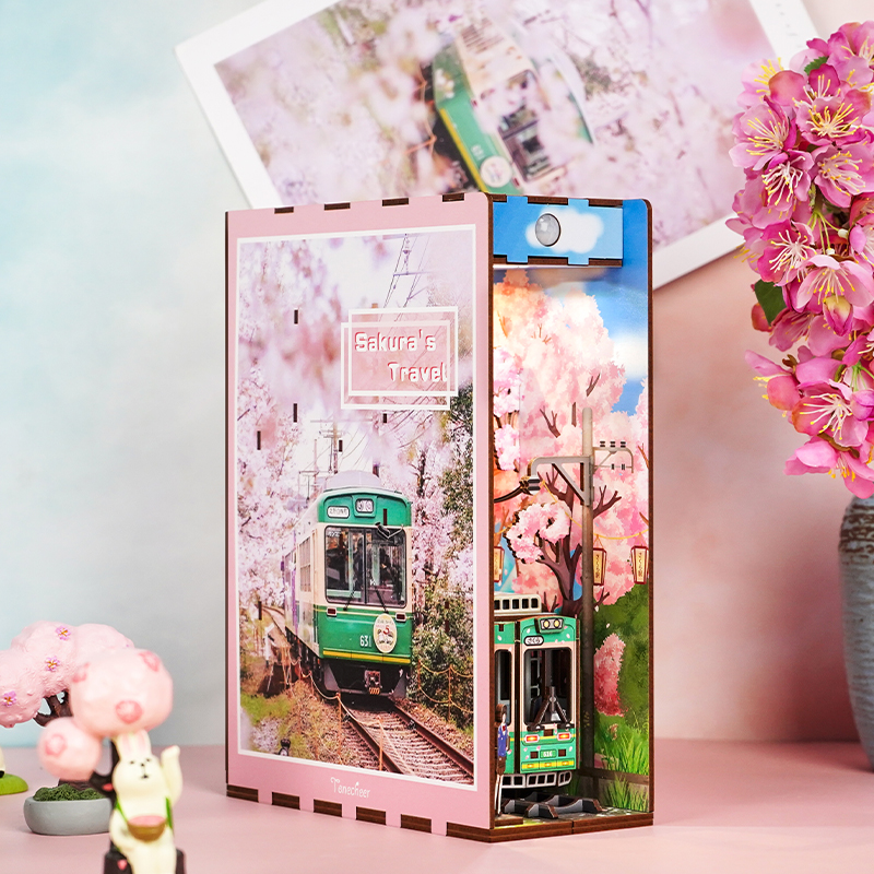Book Nook - 3D Puzzle - Sakura