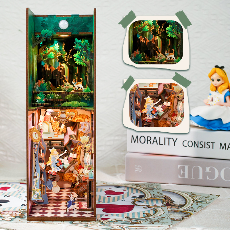Book Nook - 3D Puzzle - Alica v krajine zázrakov