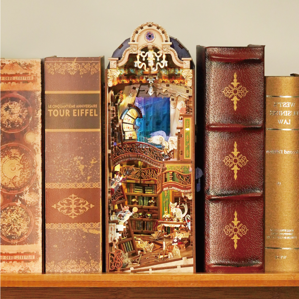 Book Nook - 3D Puzzle - Magická knižnica