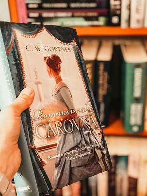 G.W. Gortner: Romanovovská cárovna