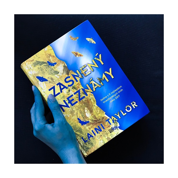 Laini Taylor: Zasnený neznámy