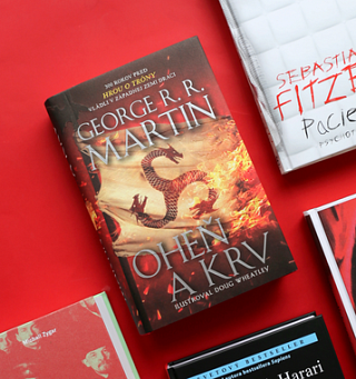 George R.R. Martin: Oheň a krv