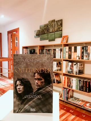 Diana Gabaldon: Cudzinka