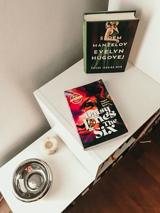 Taylor Jenkins Reid: Daisy Jones & The Six