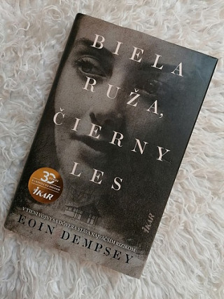 Eoin Demspey: Biela ruža, čierny les