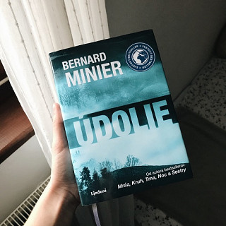 Bernard Minier: Údolie