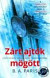 Zárt ajtók mögött